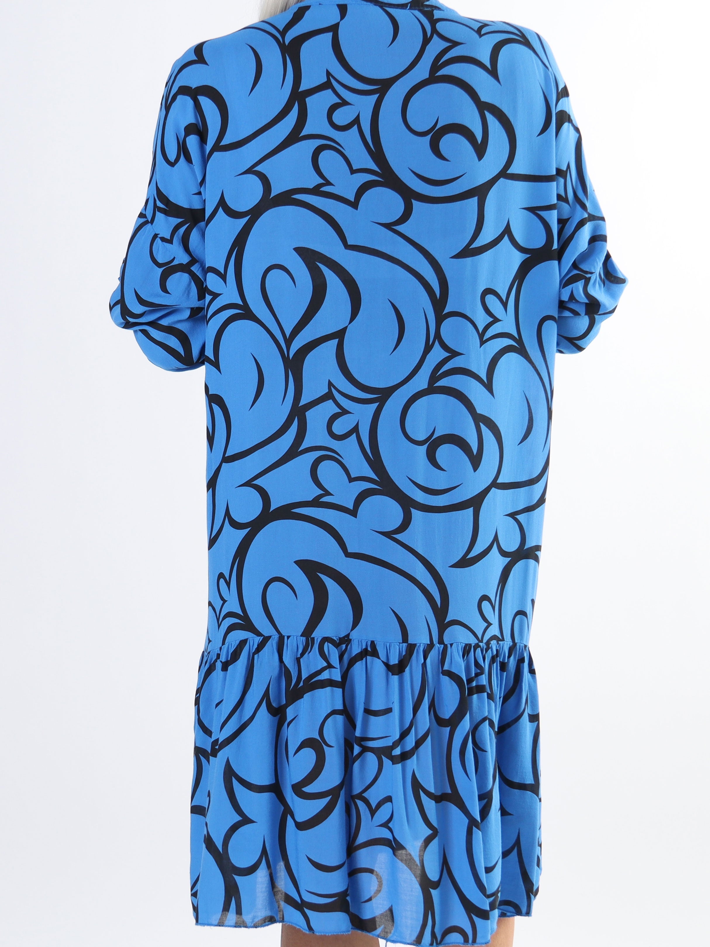 Linda - Mönstrad skjortklänning i stora storlekar med volang